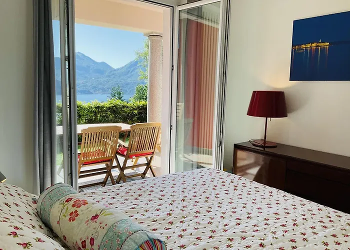 Апартаменты Doris Гиффа